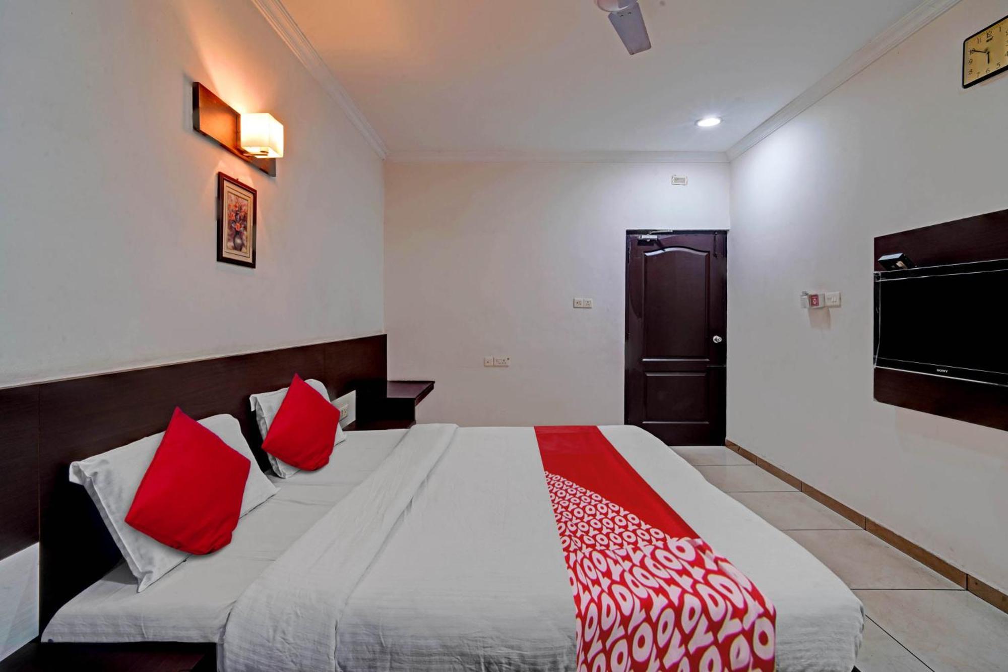 Hotel O Jk Inn Tiruppur Eksteriør billede