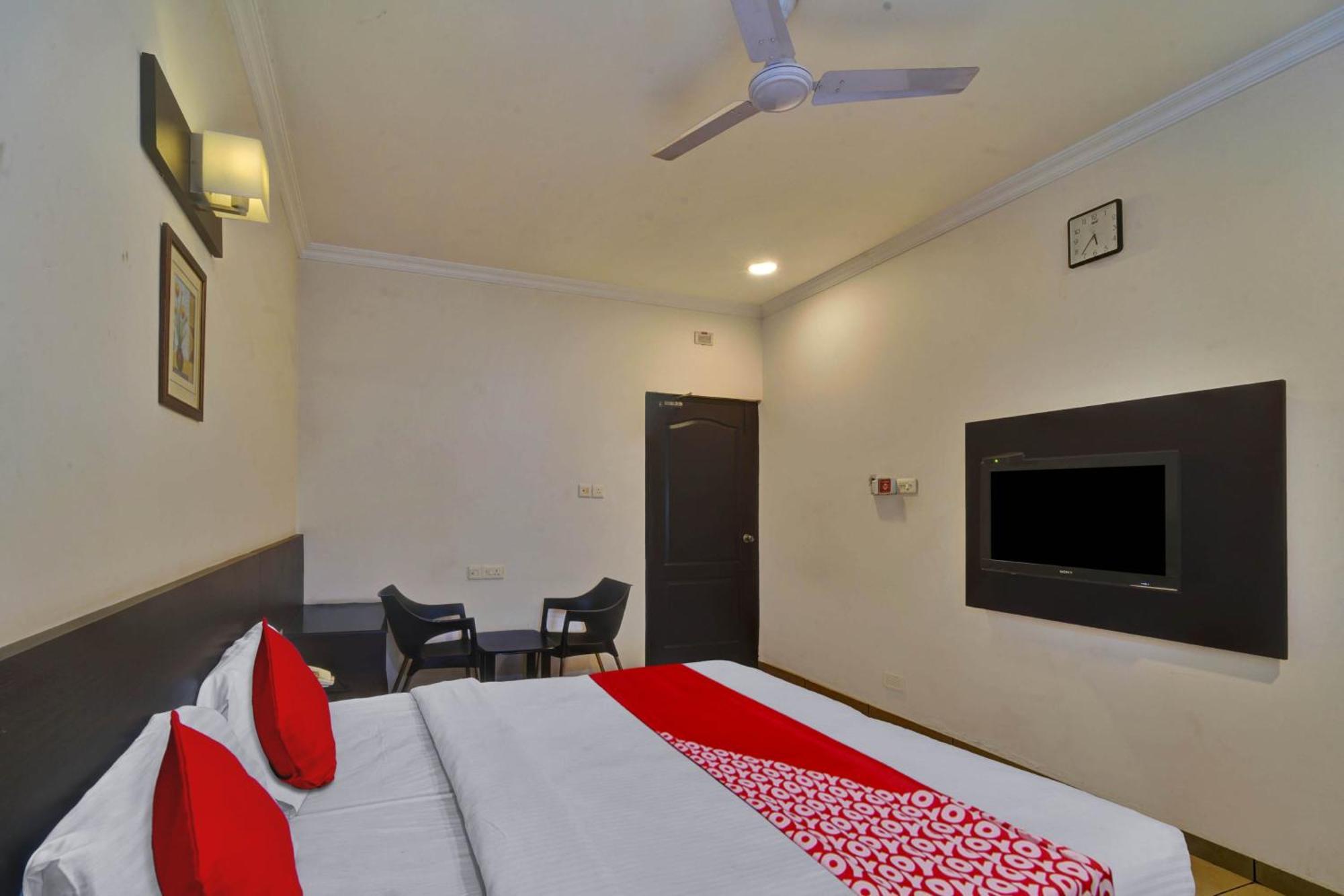 Hotel O Jk Inn Tiruppur Eksteriør billede