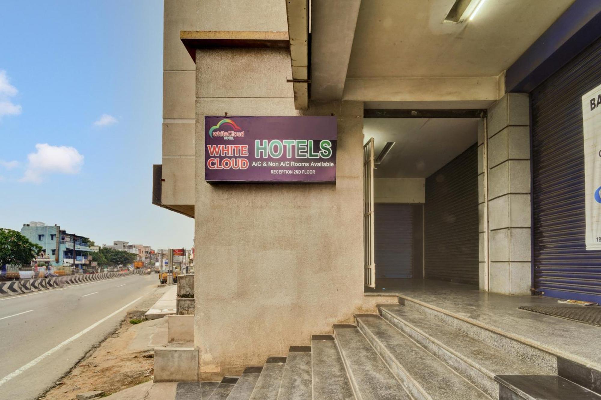 Hotel O Jk Inn Tiruppur Eksteriør billede